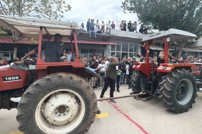 Osmaniye’de zeytin festivaline traktör çekme yarışması damga vurdu
