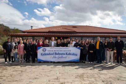 EBYÜ’de akademisyenler ve öğrenciler geleneksel kahvaltıda buluştu
