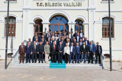 Vali Sözer, muhtarlarla bir araya geldi
