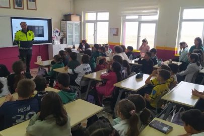 Türkeli’de öğrencilere trafik eğitimi
