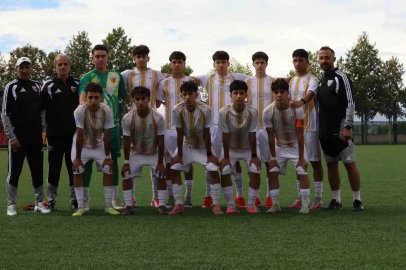Kayserispor U16 takımı gol oldu yağdı
