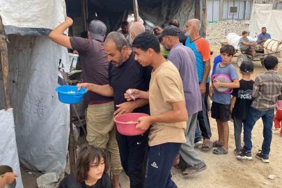 Yüksekova’da düzenlenen hayır çarşısı geliri ihtiyaç sahiplerine ulaştırıldı

