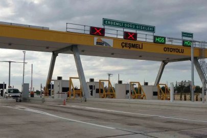 Ulaşıma açılan ’Çeşmeli-Kızkalesi Otoyolu’ndan ilk günde 17 binden fazla araç geçti
