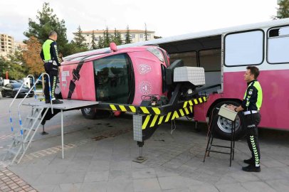 Talas’ta emniyet kemeri hayat kurtardı
