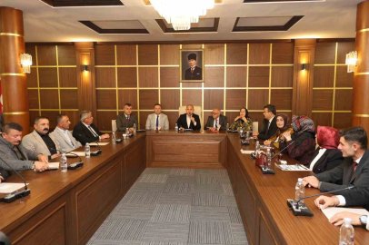 Başkan Önal, Muhtarlar Günü’nde mahalle muhtarlarıyla buluştu
