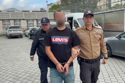 Evinde ölü bulunan gencin arkadaşı gözaltına alındı
