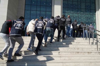 Kırıkkale’de fuhuş ve uyuşturucu operasyonu: 35 gözaltı
