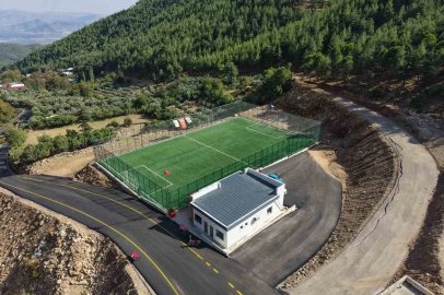 Hassa’da 2 bin 100 metre beton asfalt serildi
