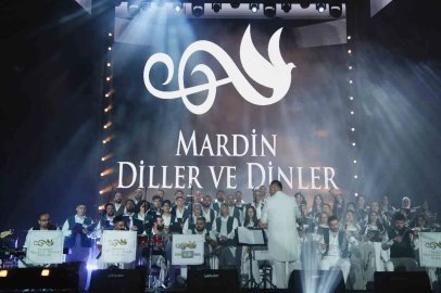 Mardin Diller ve Dinler Korosu’ndan Kültür Yolu Festivali’nde müzik ziyafeti
