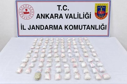 Ankara’da uyuşturucu operasyonu: 1 kilogram metamfetatin ele geçirildi
