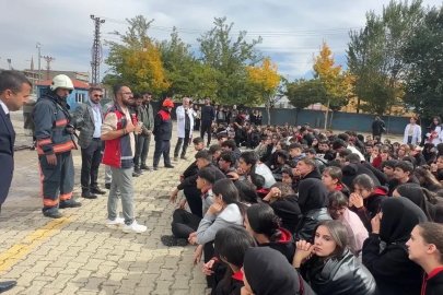 Yüksekova’da nefes kesen yangın tatbikatı
