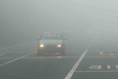 Bolu Dağı’nda sis etkili oldu, görüş mesafesi azaldı
