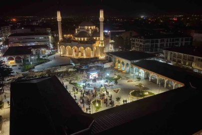 Çarşı dükkanları Düzceli yatırımcıların beğenisine sunuldu
