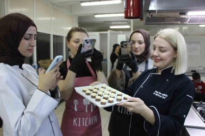 Mutfağını markaya dönüştürmek isteyen kadınlara çikolata tadında eğitim
