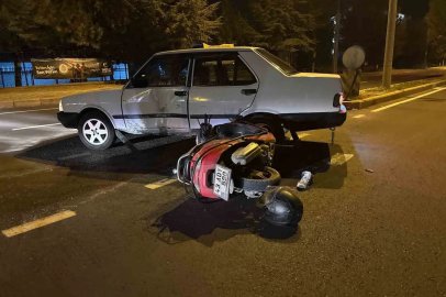 Kütahya’da otomobil motosikletle çarpıştı: 1 yaralı
