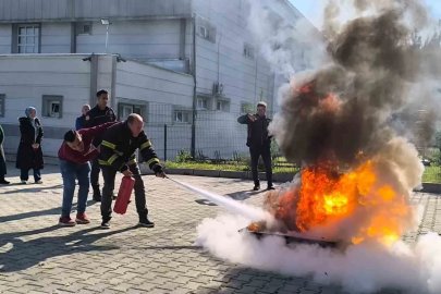 Vezirköprü’de personele yönelik yangın söndürme eğitimi ve tatbikatı
