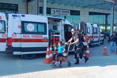 Gıda zehirlenmesi şüphesi: 9 öğrenci hastaneye kaldırıldı
