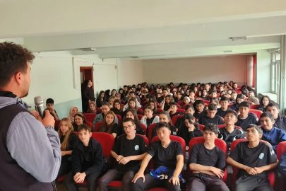 Afyonkarahisar’da bin 320 öğrenciye siber güvenlik eğitimi
