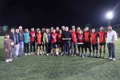 Kazanın ardından göreve dönen Arıcı’dan Koçarlı Belediyespor’a moral desteği
