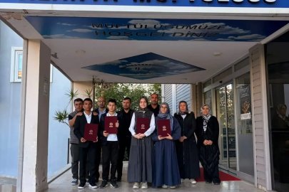 Alanya’da hafızlık eğitimini tamamlayan öğrenciler belgelerine kavuştu
