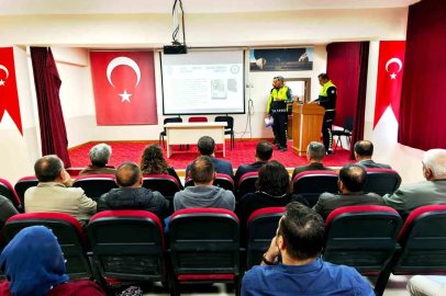 Çemişgezek’te okul servis şoförlerine trafik güvenliği eğitimi
