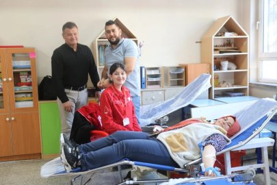 Çivril’de minikler 1 günde 100 ünite kan bağışı topladı
