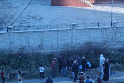 Elazığda  su kanalına düşen 8 yaşındaki çocuk kurtarıldı
