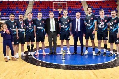 Niğde’de Kamu Spor Oyunları’nda voleybol şampiyonu belli oldu
