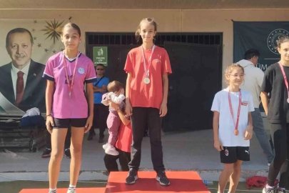 Aydınlı 4 öğrenci atletizmde bölge yarışlarına katılacak
