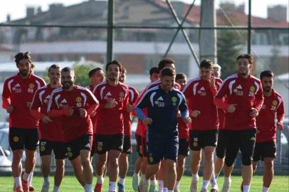 Eskişehirspor, Bursa Yıldırım SK maçına hazırlanıyor
