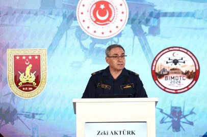 Milli Savunma Bakanlığı Sözcüsü Tuğamiral Aktürk: "TAYFUN Blok-2 füzesi ve Fırtına-2 obüsü envantere alındı"
