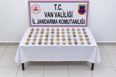 Midesinde ve bağırsaklarında 55 kapsül metamfetamin taşıyan şahıs tutuklandı

