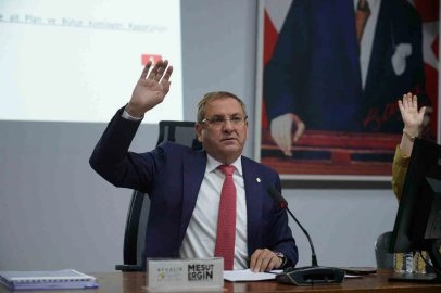 Ayvalık Belediyesi’nin 2027 yılı bütçesi 3 milyar 100 milyon TL olarak kabul edildi
