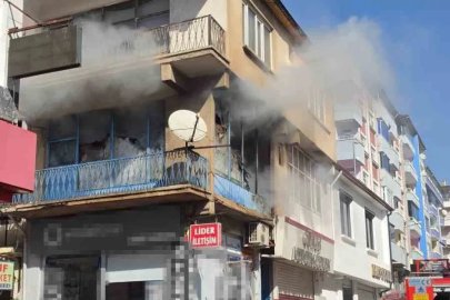 Elazığ’da oyuncak deposunda yangın

