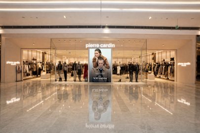 PIERRE CARDIN PARIS, YENİ MAĞAZACILIK KONSEPTİ “CADRE”Yİ  KORU FLORYA’DA HAYATA GEÇİRDİ