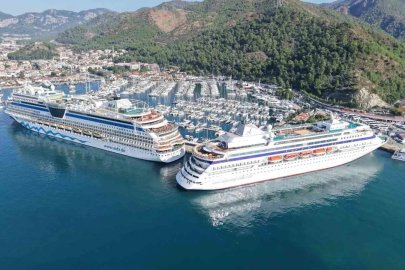 Marmaris Limanı’na iki kruvaziyer geldi
