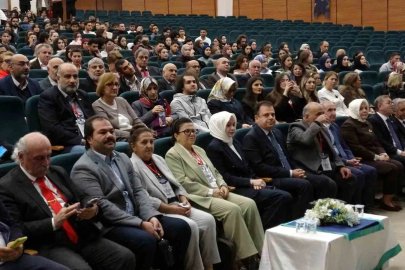 Kars’ta 13. Uluslararası Çocuk ve Gençlik Edebiyatı Sempozyumu düzenlendi
