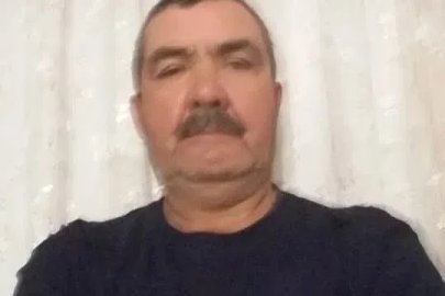 Çanakkale’de yol çöktü, tomruk yüklü kamyon devrildi: 1 ölü, 1 yaralı
