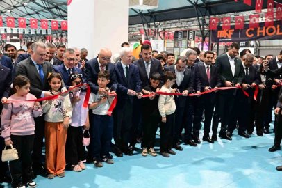 12. Malatya Anadolu Kitap ve Kültür Fuarı açıldı
