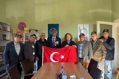 Ayvalıklı gazilerden Kent Konseyi Başkanı Füsun Atay’a anlamlı jest
