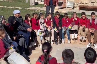 Ödüllü müzede öğrenciler tandır başında türkü söyledi
