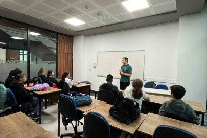 Kursiyerlere fiziksel aktivite eğitimi
