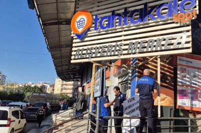 Antalya’da son kullanma tarihi geçmiş ürün satan market mühürlendi
