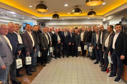 İş İnsanı Özdemir Muhtarlar Günü’nde Bandırmalı muhtarlarla buluştu
