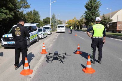 Kural ihlali yapan sürücüler dronla tespit edildi
