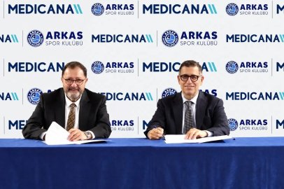 Medicana yeni sezonda da Arkas Spor Kulübü’nün yanında
