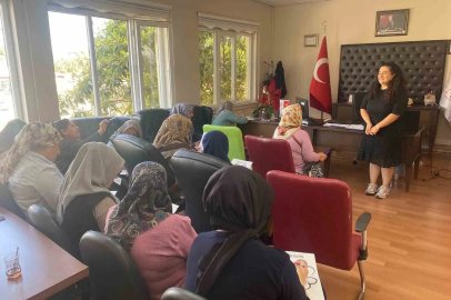 Ceyhan’da ailelere "Aile İçi İletişim" eğitimi verildi
