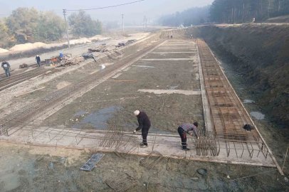 Mudurnu’da yollar yenileniyor, şantiye kapasitesi artırılıyor
