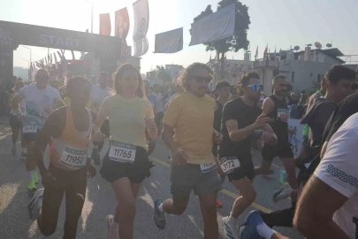 Lykos yarı maratonu’nda binlerce kişi koştu
