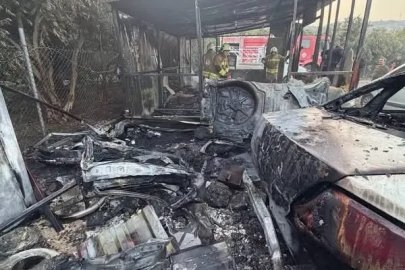 Samandağ’da kulübede başlayan yangında galerideki 3 araç zarar gördü
